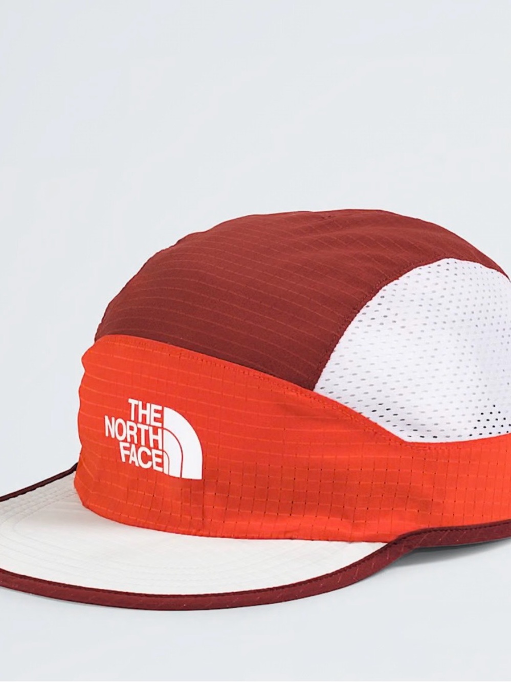 The North Face Summer LT Run Hat Iron Clay/Pearl Stone/Lava Red